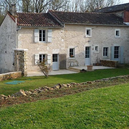 Le Logis De Misere Celles-sur-Belle Exterior foto